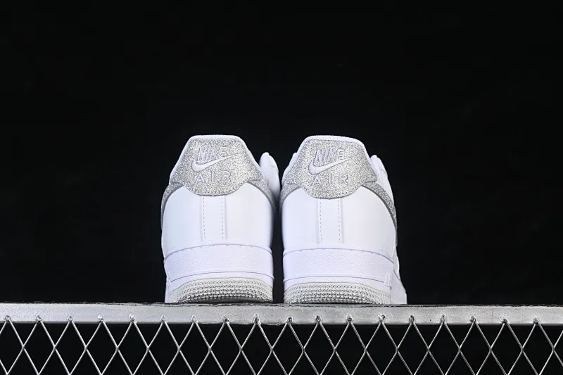 All categories Nk Air Force 1 Air Force series Nk Air Force 1 Low Air Force low top Nike Air Force 1'07 Low sequined hook Air Force 1 low top casual sneakers ZH0316-156